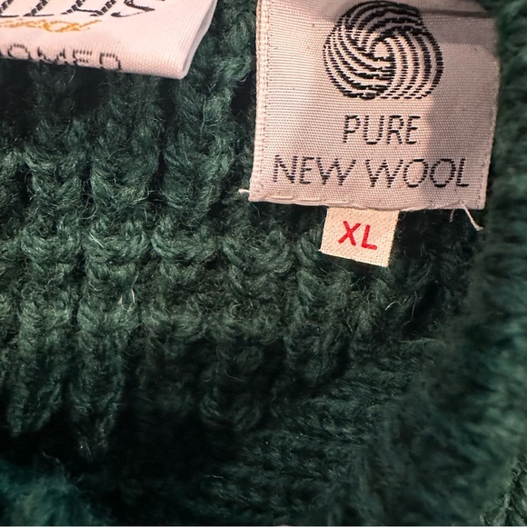 A Pallas Women's Vintage 1960's Hand Knit Lambswool Button Front Cardigan - Picture 7 of 8